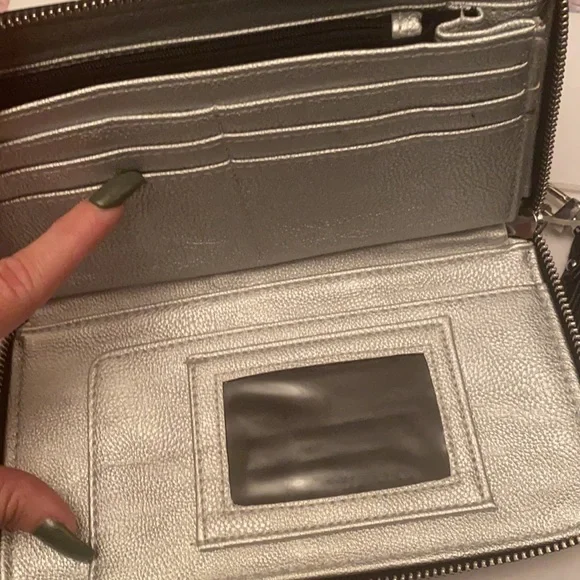 NWT black multi wristlet wallet - Picture 7 of 8